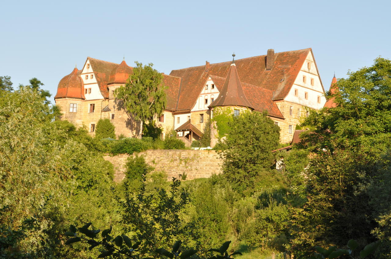 Schloss Wiesenthau Exterior foto
